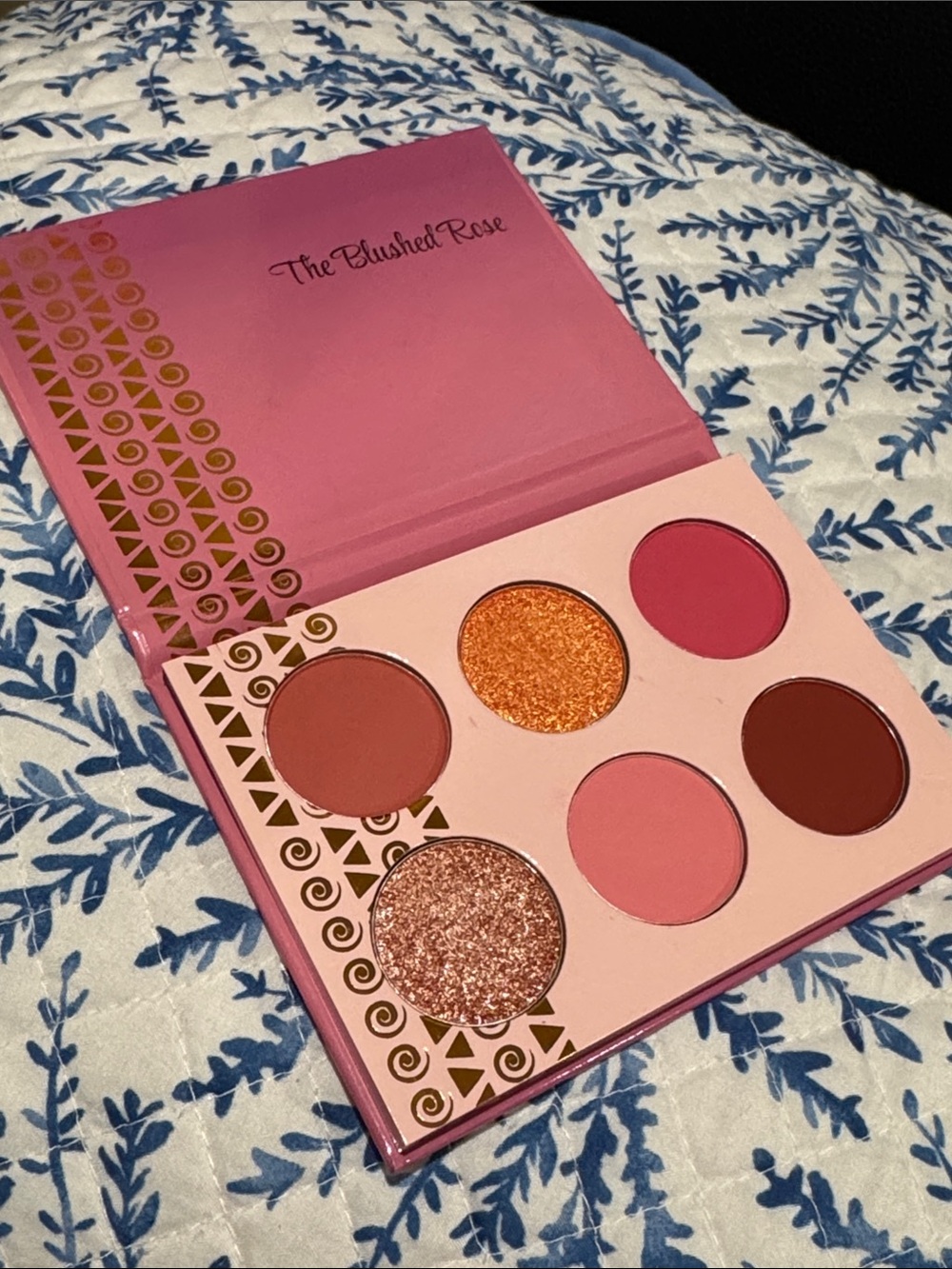 Juvias Place The Blushed Rose Palette